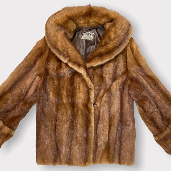 Vintage 50’s - 70’s Canadian High Neck Fur Coat in Petite / Cropped Length XS/S - Picture 2 of 8